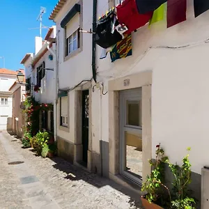 Center Minihouse For 2 - 3min From The Sea Cascais